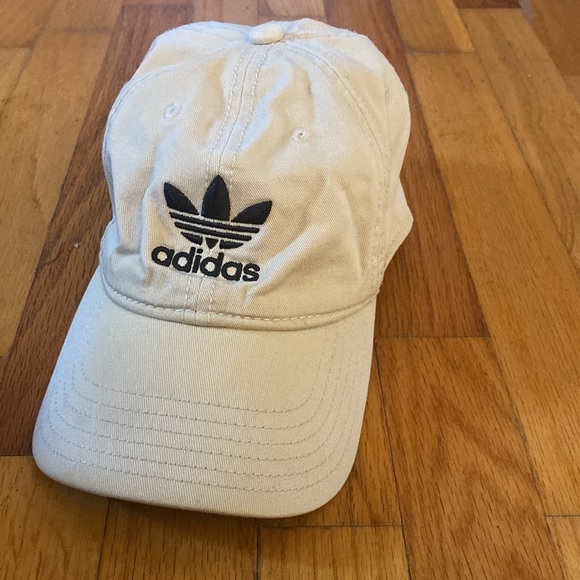 ADIDAS tan hat - Picture 2 of 6